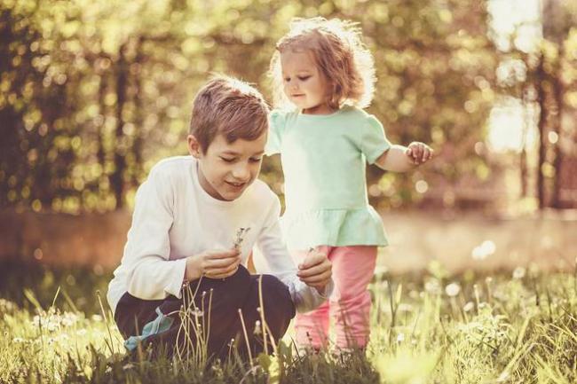 养育孩子说教是下策,发脾气是下下策,那么上策是什么