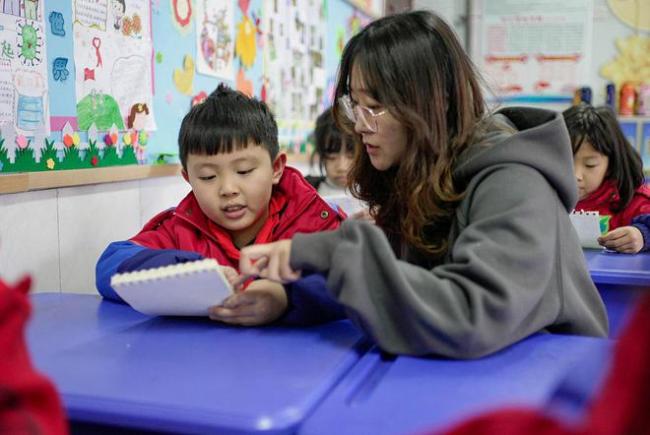 放假通知:2024中小学寒假时间来了!家长难以接受