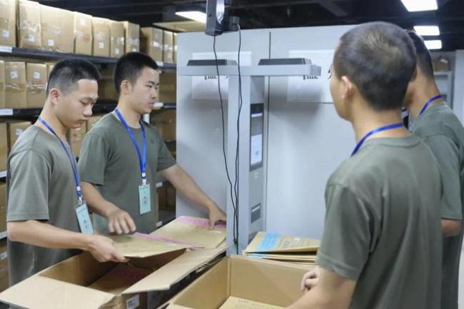 现场直击！高考评卷有序进行中