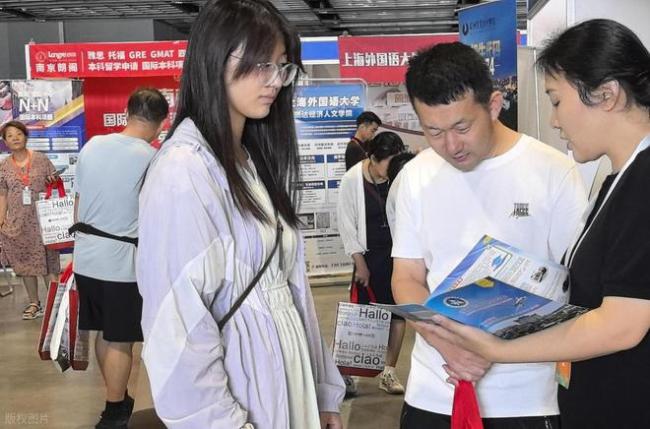 今年本科不如专科,各地民办本科大量缺额,分数线成“白菜价”?