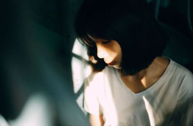 怀疑15岁女儿是“同性恋”，妈妈的做法堪称教科书