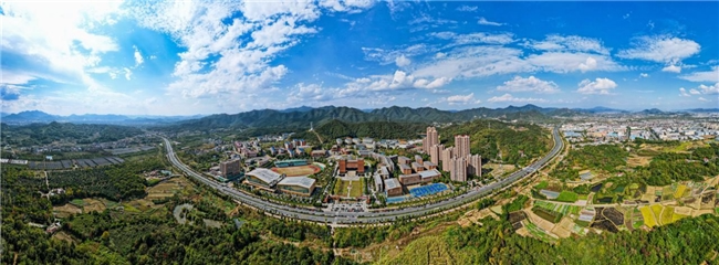 杭州家长必看！海亮教育高中矩阵，一站式解决中考升学全路径