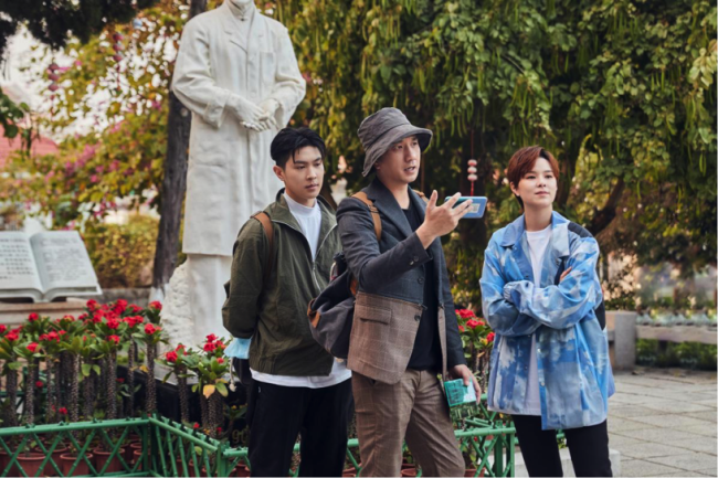 《万里走单骑—遗产里的中国》“布鞋男团”多维度探索鼓浪屿