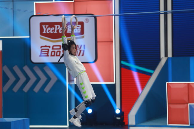 《运动不一样5》奥运冠军冯喆不敌小学生 超能力少年热血开赛
