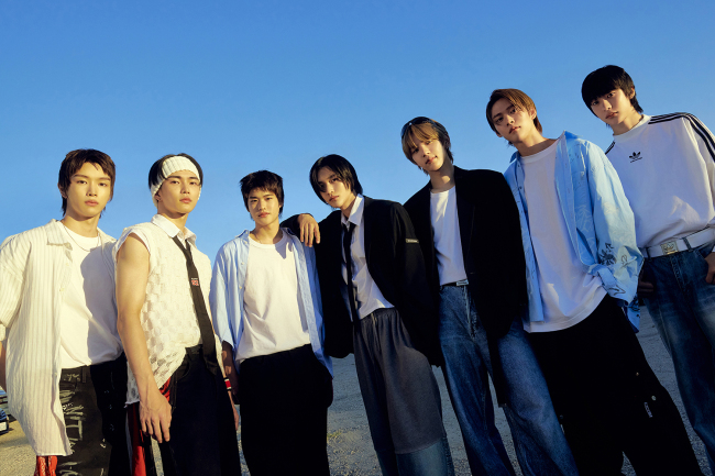 男团RIIZE出道 首张单曲专辑预售量突破103万张