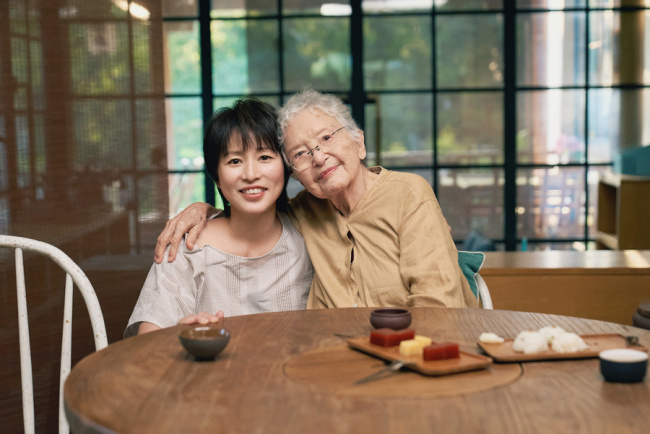 探索未知,勇敢提问:周轶君带着《第一人称复数》第二季即将与世界重新连接