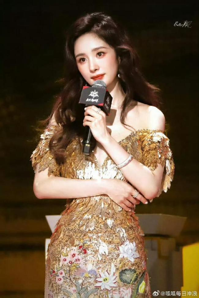站姐团建发的85花 美得不可方物！