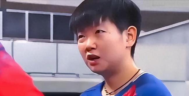 孫穎莎用浴巾?yè)跤?賽事組織混亂惹眾怒
