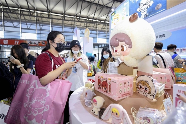 52TOYS携四大自有潮流IP亮相QDF 多元故事内核激发情感共鸣