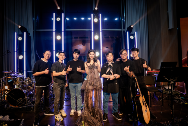 新生代唱作人金婵紫全新专辑《叙章》全球首发，颠覆性音乐叙事引发热烈期待