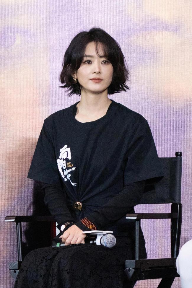 王晶:赵丽颖能够红,主要是她看起来没有杀伤力,又非常有观众缘