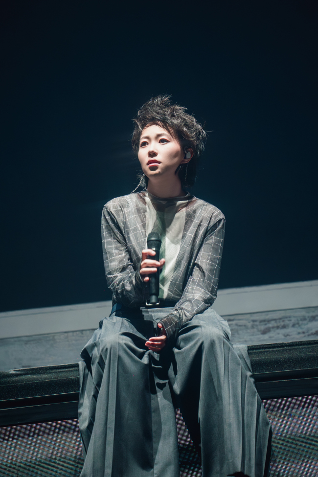 从“状况外“到“心相连“:窦靖童用音乐架设文化桥梁