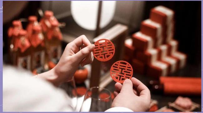 国庆结婚新娘近期现状belike 婚礼潮背后的经济账