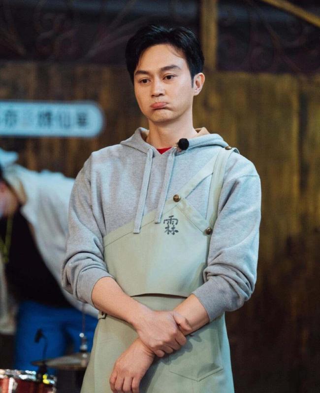 陈小春这个退场太牛了 岁月的温柔提醒