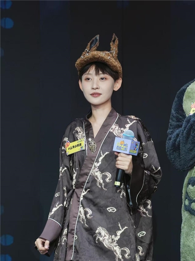 《单排喜剧大赛2》抖音首播炸场!全民造星引爆追综热潮