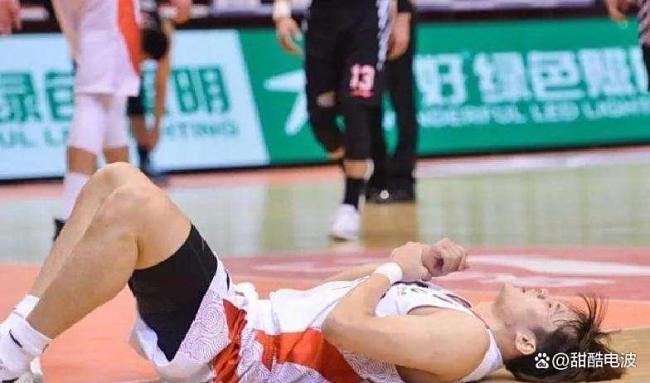 NBA漫谈 丁彦雨航，被偷走的“黄金三年” 天才陨落之谜