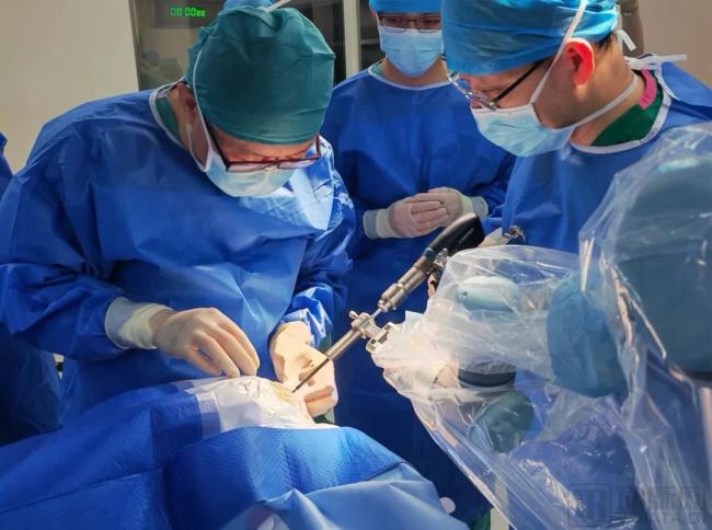 国产神经外科手术机器人核心部件已实现国产替代