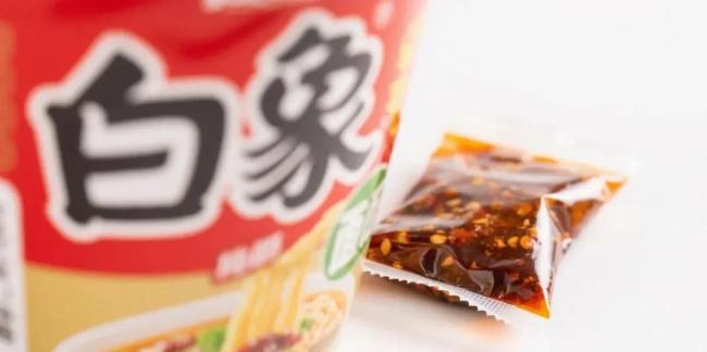 价盘失守，“国货之光”白象背刺经销商？方便面老二不太好当！