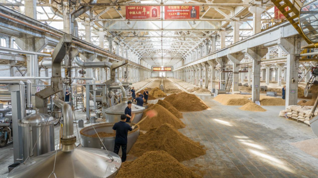 图丨古井贡酒酿酒车间