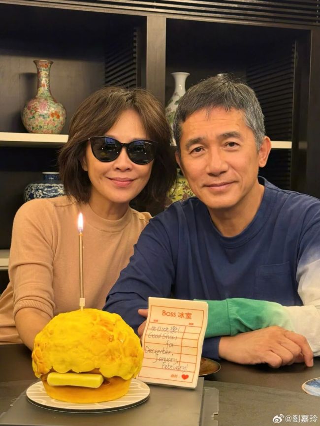 “这么严重的侵权,欺骗消费者!”刘嘉玲公开指责淘宝、天猫欺骗消费者