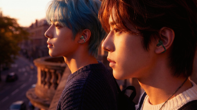 京东数字人男团携手荣耀耳机，解锁数字人IP营销新场景