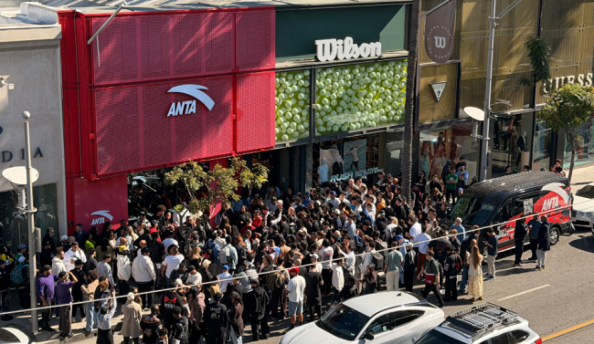 安踏北美首店落子比弗利山庄，“生态出海”范式落地