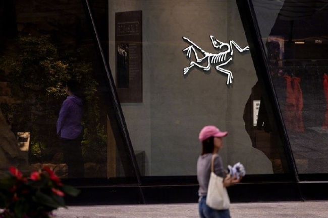 萨洛蒙年销售额破20亿美元，亚玛芬2025年营收增长27%