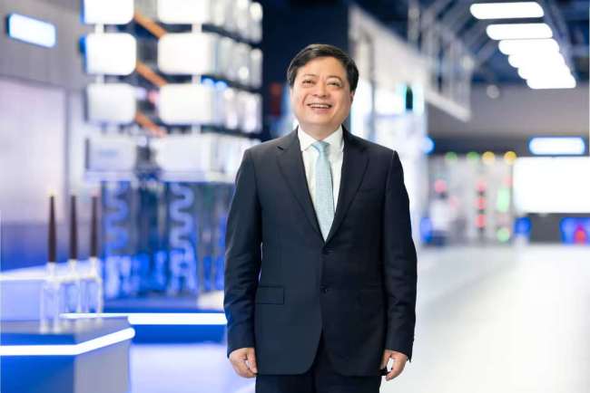 华网·两会|正泰集团南存辉：以机制创新与技术突破推动双碳落地