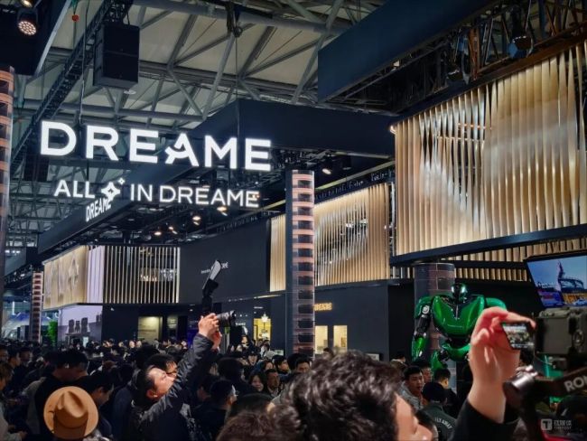 万物皆可 “养龙虾”，20万人现场围观AI家电大混战