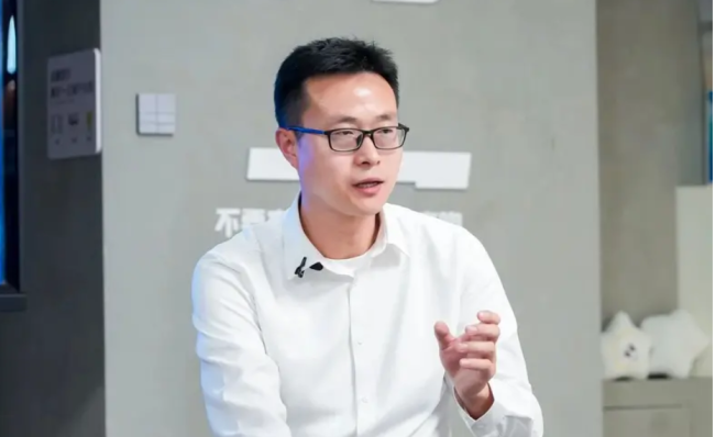 一汽-大众高层调整继续：传班永盛暂代盛晔华，任大众品牌执行总监 