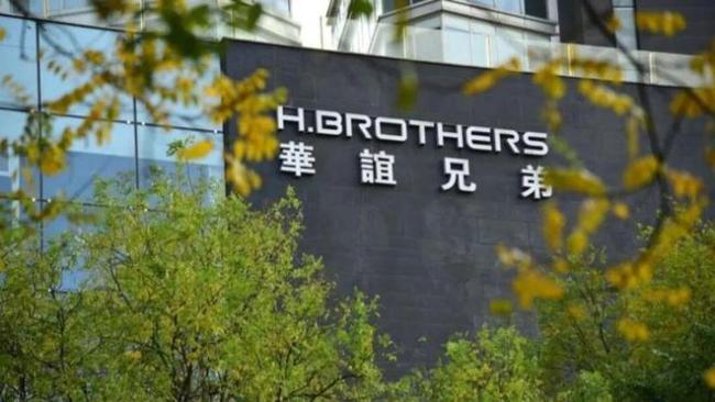 华人文化再出手，斥资8亿半价介入华谊重整