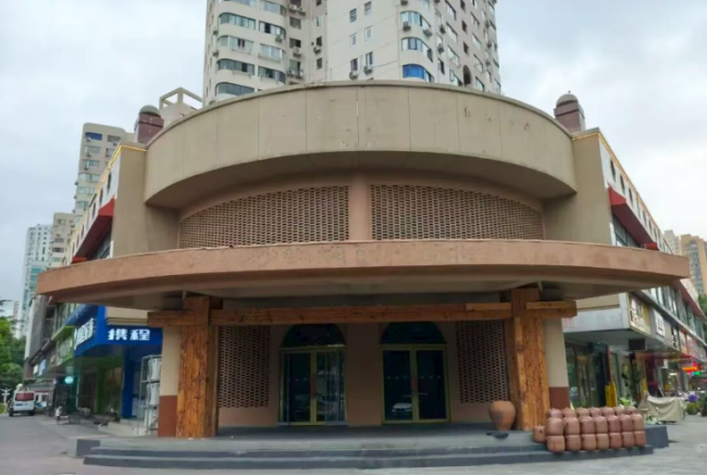 开业仅5个月，贾国龙新品牌天边砂锅焖面上海最大店闭店