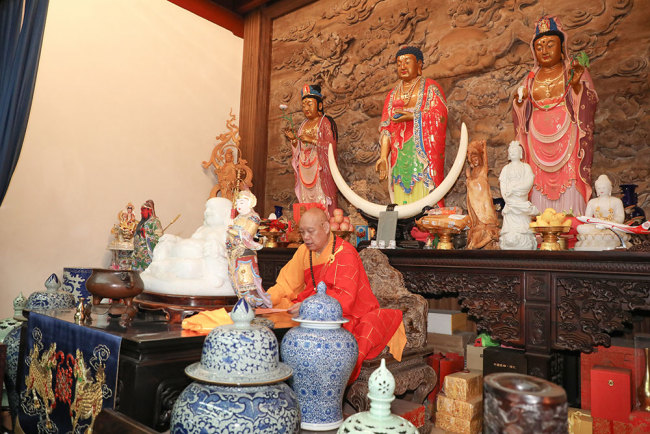 普陀山悦岭禅院等寺院结夏安居礼请会长道慈大和尚为依止律师