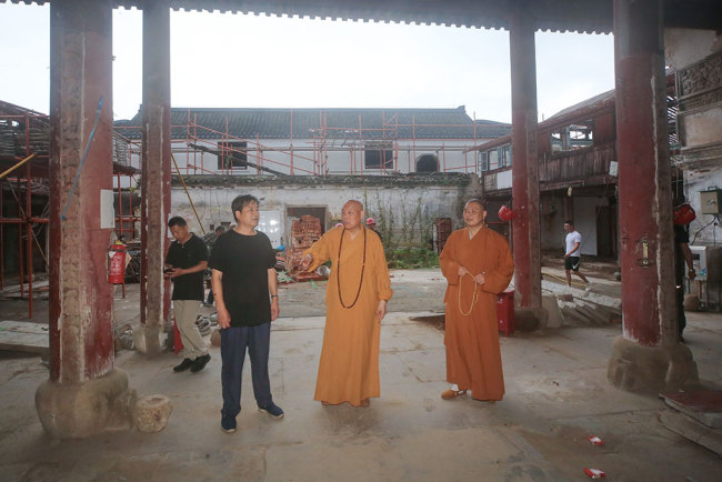 普陀山佛教协会部署抗击台风“烟花”防汛工作