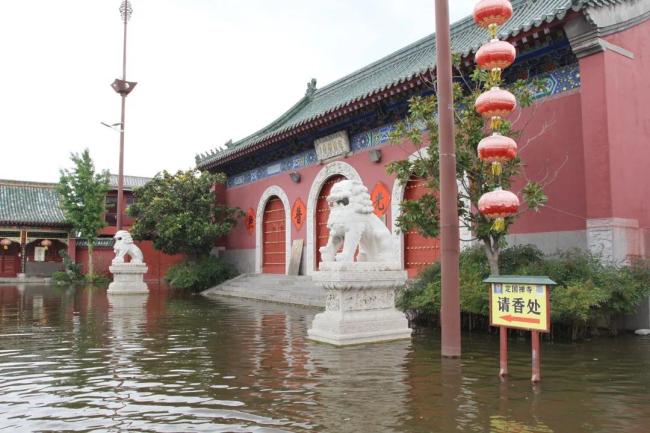 出發前,廬山東林寺常住就對如何救助災區擬定了初步的方案——決定由