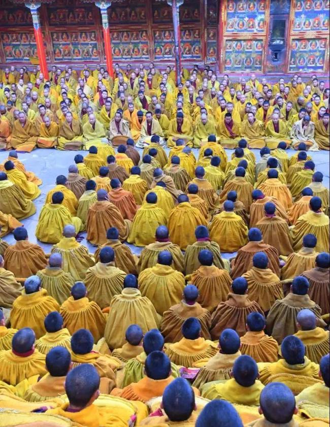 班禪獲得藏傳佛教格魯派顯宗最高學位“嘎欽”