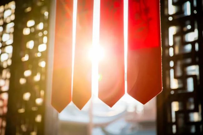 请善待你的师父，师父是替弟子背业的人，建议每个弟子都看看！