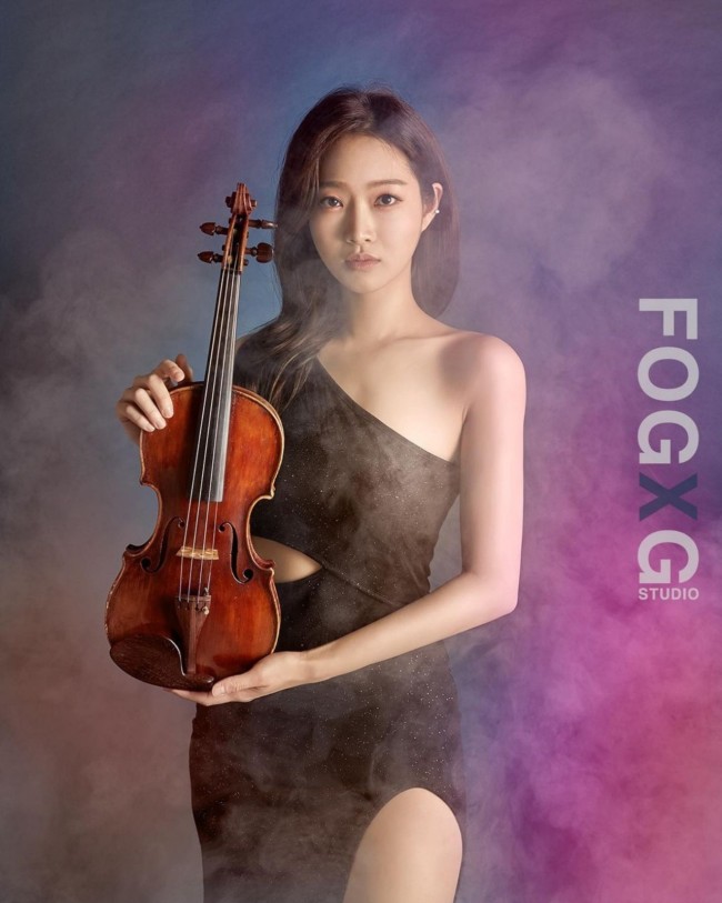 韩国才女Jinyoung福利图欣赏 性感热辣的小提琴家