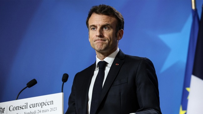 法国大规模骚乱蔓延 法国总统认为游戏要背锅