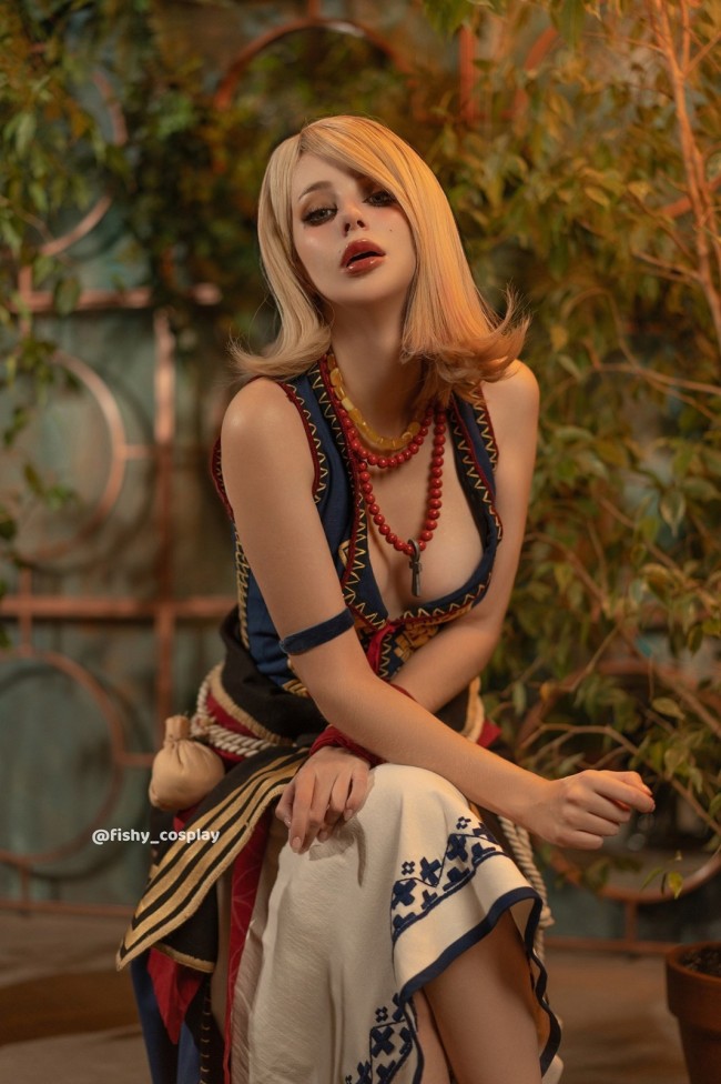 太大胆了！ 俄罗斯模特cos《巫师3》凯拉·梅兹