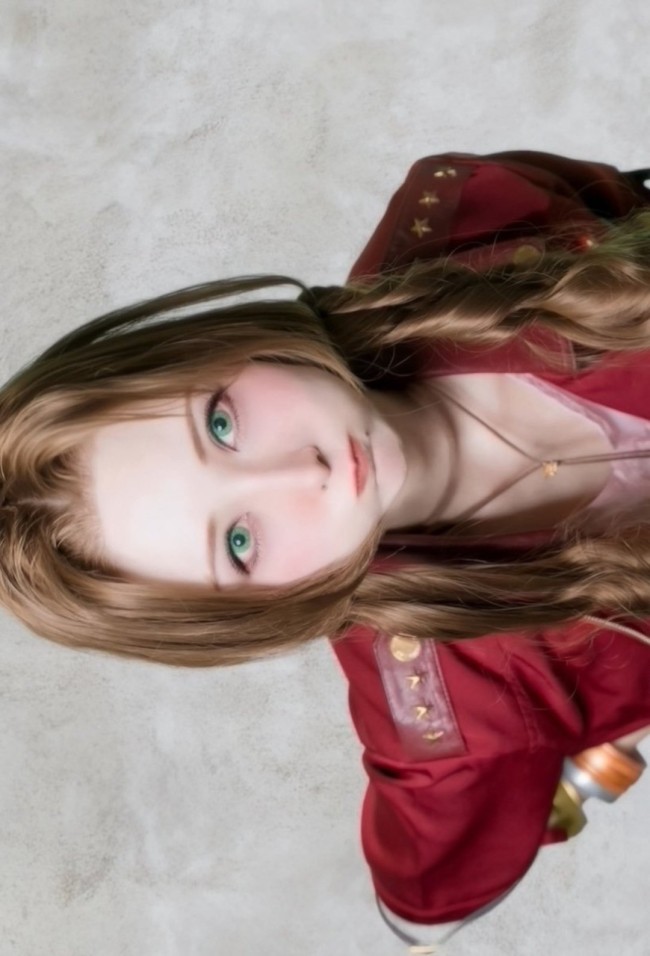 《最终幻想7》爱丽丝迎生日 多国粉丝出Cosplay庆祝