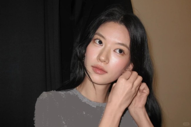 《黑神话：钟馗》贺岁小厨娘脸模美照 盛世美颜吸睛