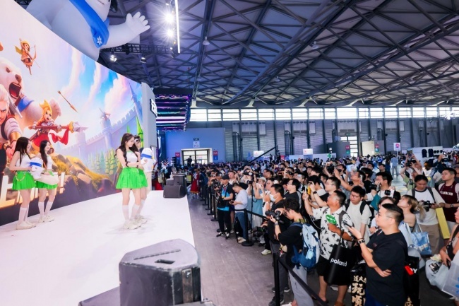 开启“无限在线”模式 2026ChinaJoy世纪华通展台首日体验拉满
