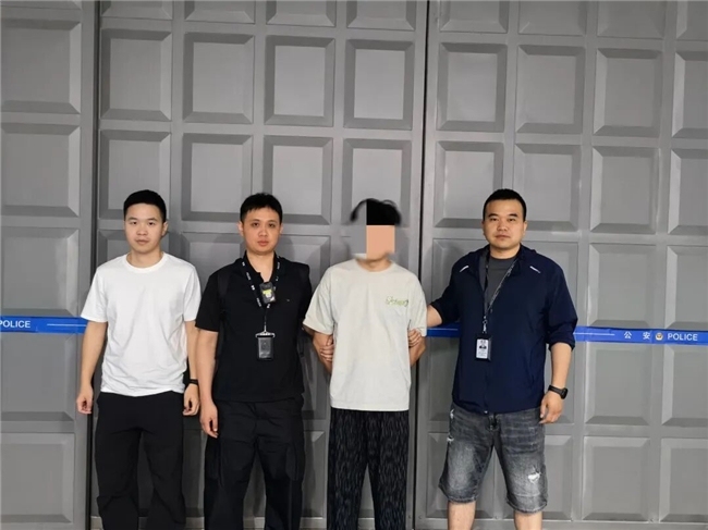 上线首月即向外挂亮剑《失控进化》刷新游戏反外挂速度！(图1)