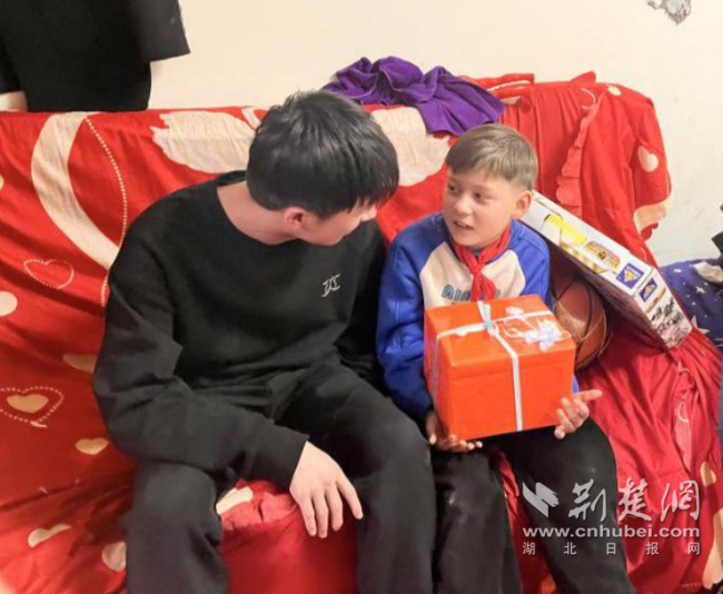 行业与公益深度融合，聚焦这场关爱留守儿童公益之旅 图2