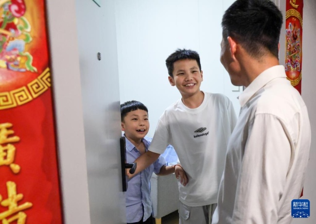 新华全媒+丨把“家”带来深圳：新就业群体的团圆公寓