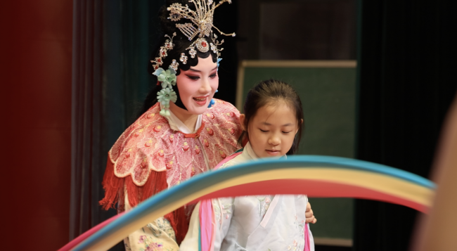 “婺剧进校园”公益演出超1700场