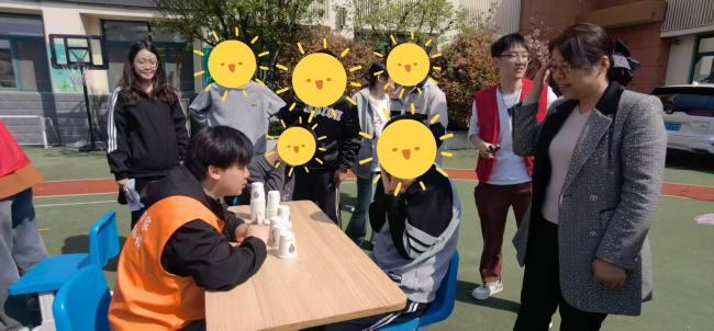 星光护航 家校同行 多方联合点亮4·2世界孤独症日公益之光