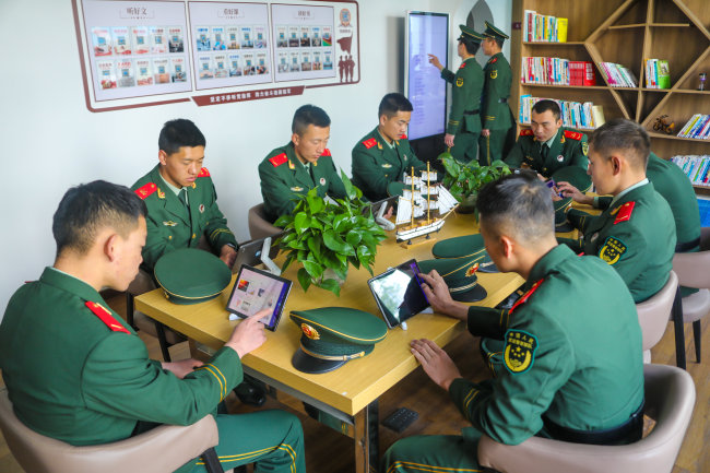 这个“五一小长假”,军营里活动精彩纷呈!