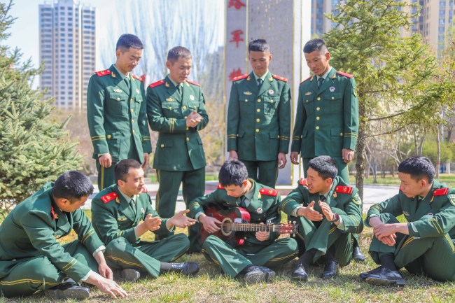 这个“五一小长假”,军营里活动精彩纷呈!